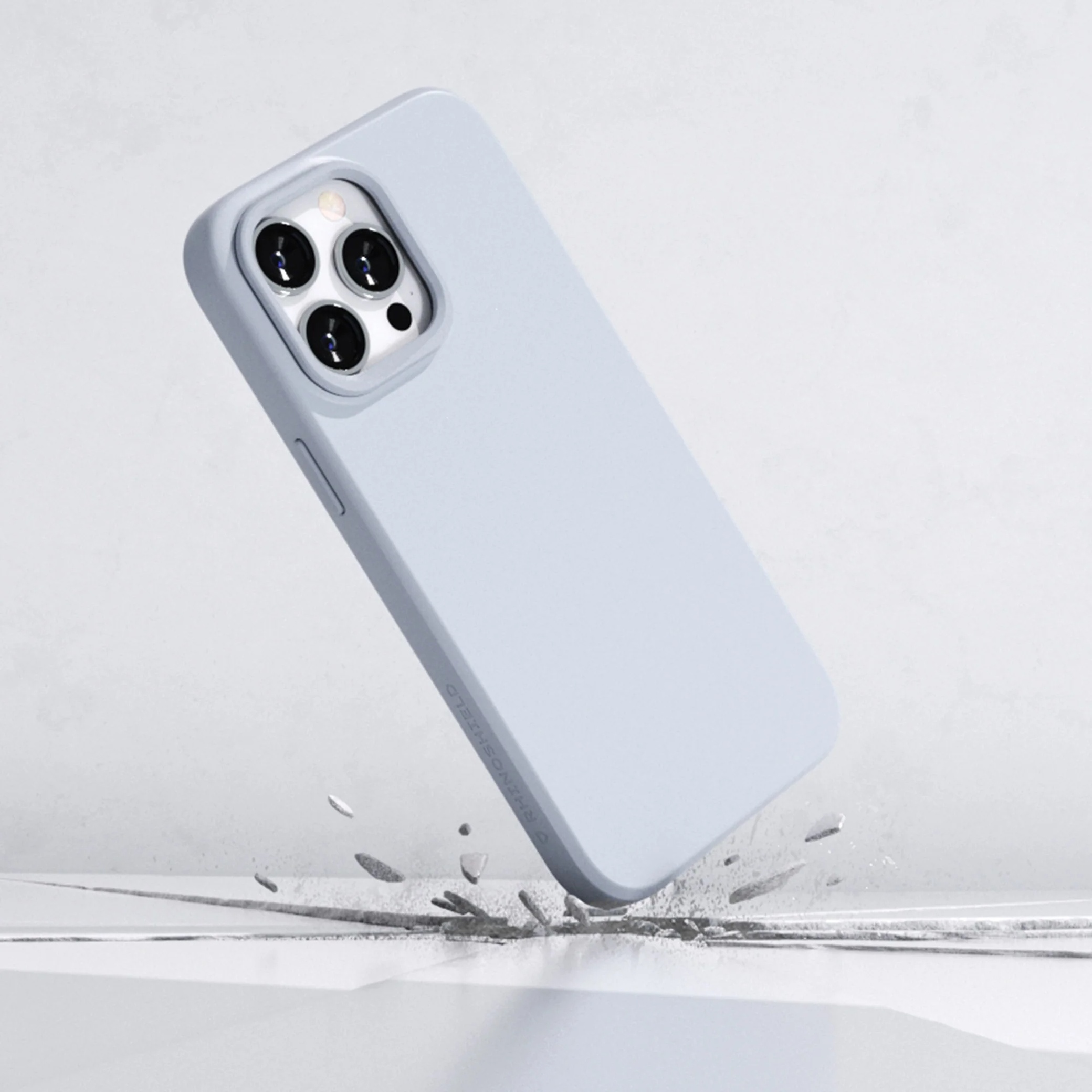 Husă RHINOSHIELD SolidSuit pentru iPhone 16e / iPhone 17e, negru clasic